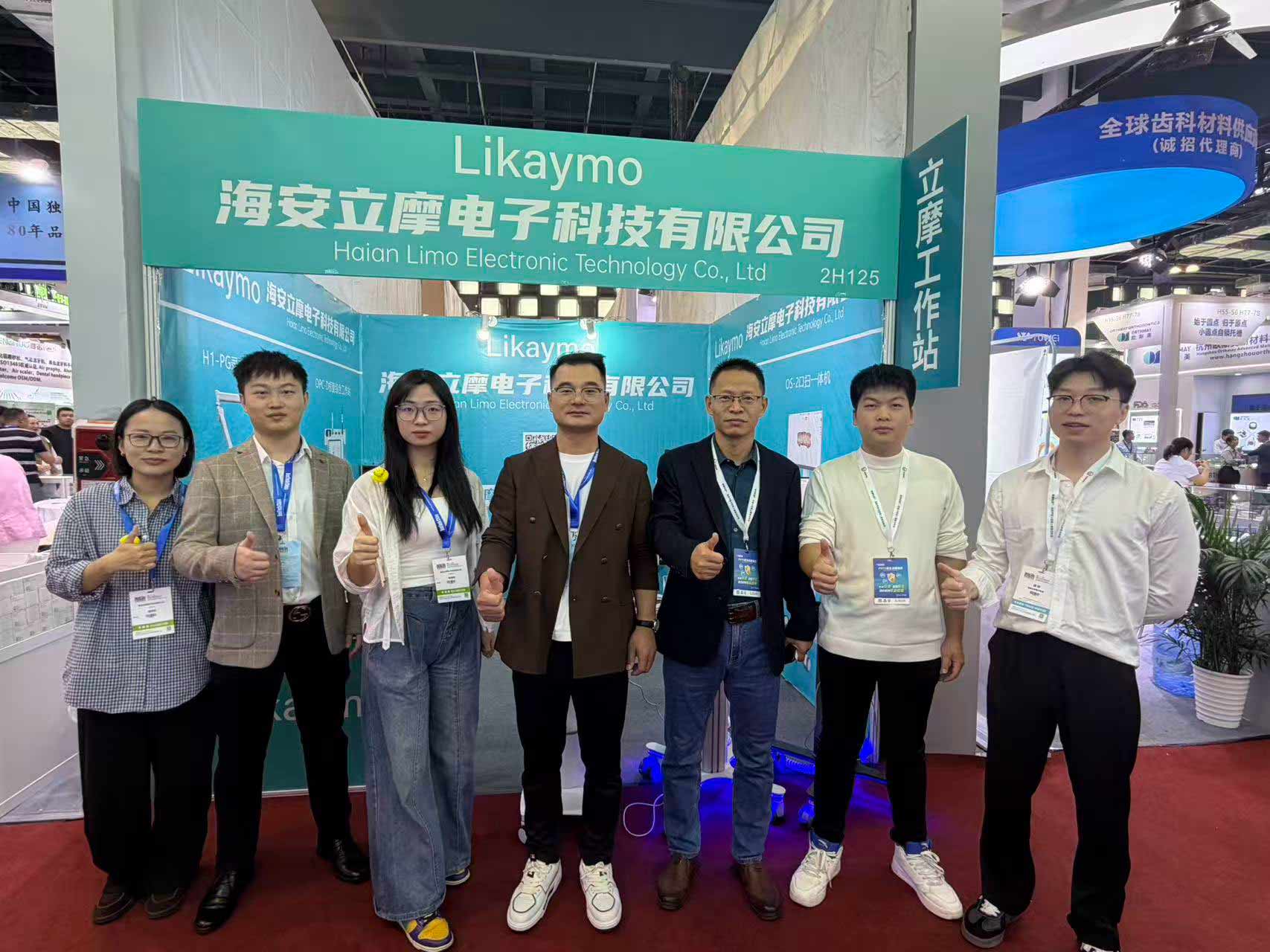 Định nghĩa lại sự thoải mái khi chăm sóc răng miệng: Cái nhìn bên trong Triển lãm Nha khoa 2025